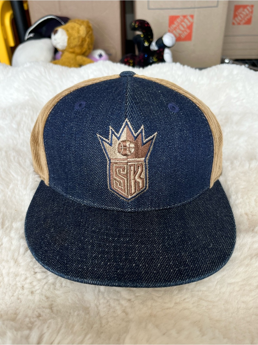 Reebok Sacramento Kings Denim/Corduroy Fitted Hat size 6 7/8